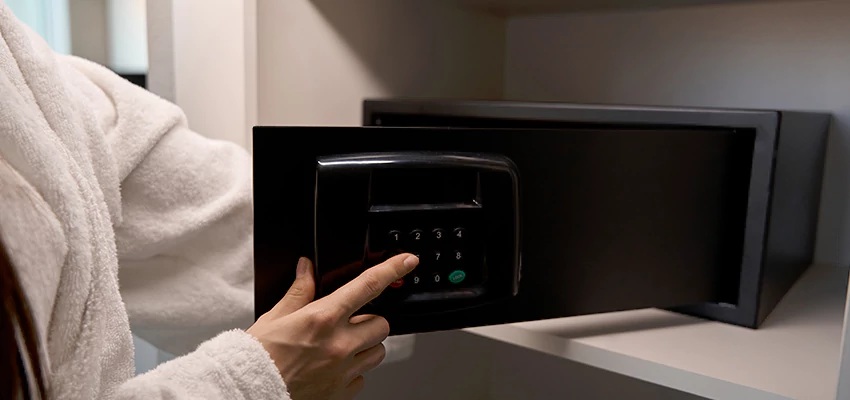 Safe Unlocking Service Company in North Tustin, California